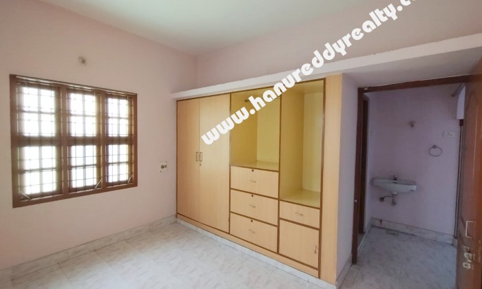 6 BHK Independent House for Sale in Kottivakkam